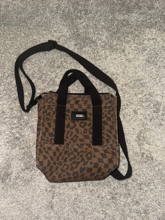 Vans Handbags - Vans Lil Pergs Leopard Tote